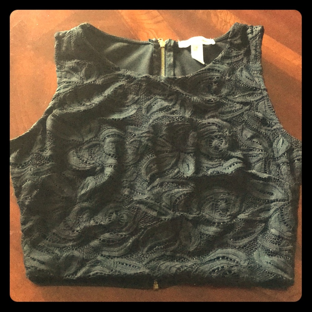 Crop top